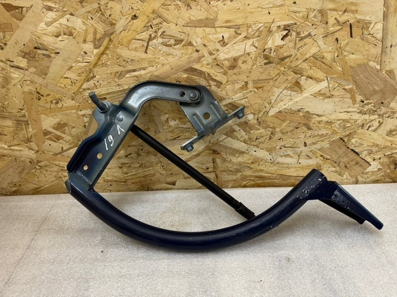 Петля крышки багажника, 1500 рублей, Москва