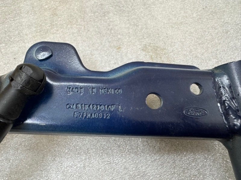 Петля крышки багажника, 1500 рублей, Москва