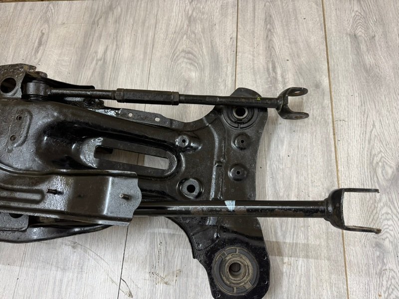 Балка задняя, 17000 рублей, Москва