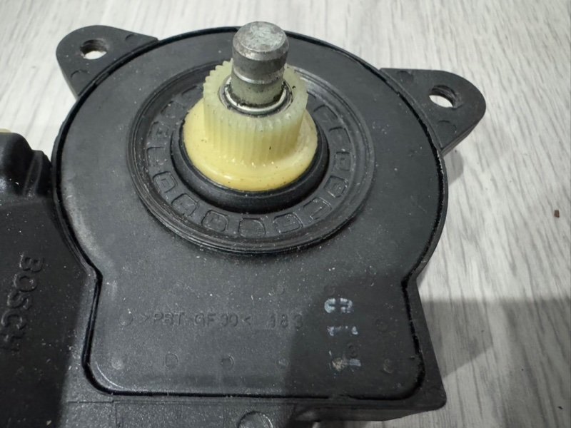 Моторчик стеклоподъемника, 1000 рублей, Москва