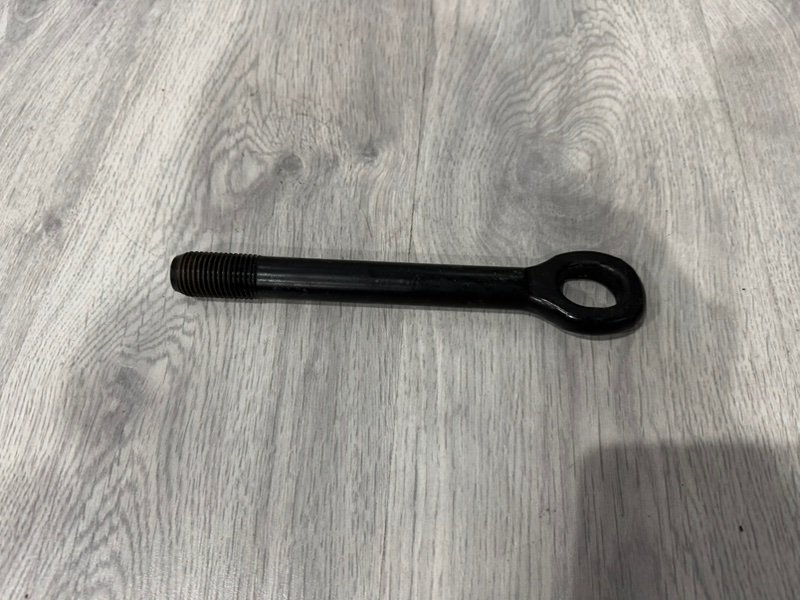 Крюк буксировочный, 1000 рублей, Москва