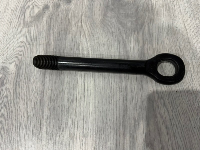 Крюк буксировочный, 1000 рублей, Москва