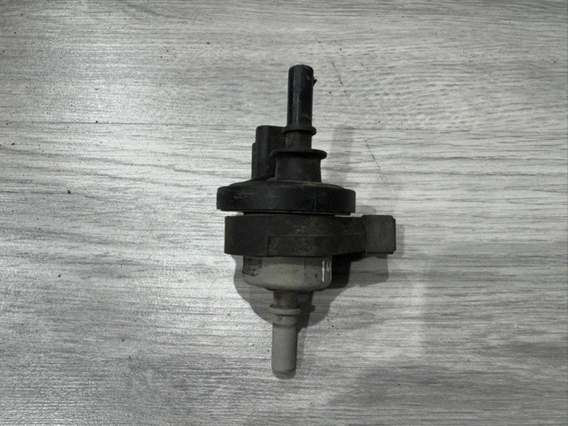 Клапан вентиляции топливного бака, 1000 рублей, Москва