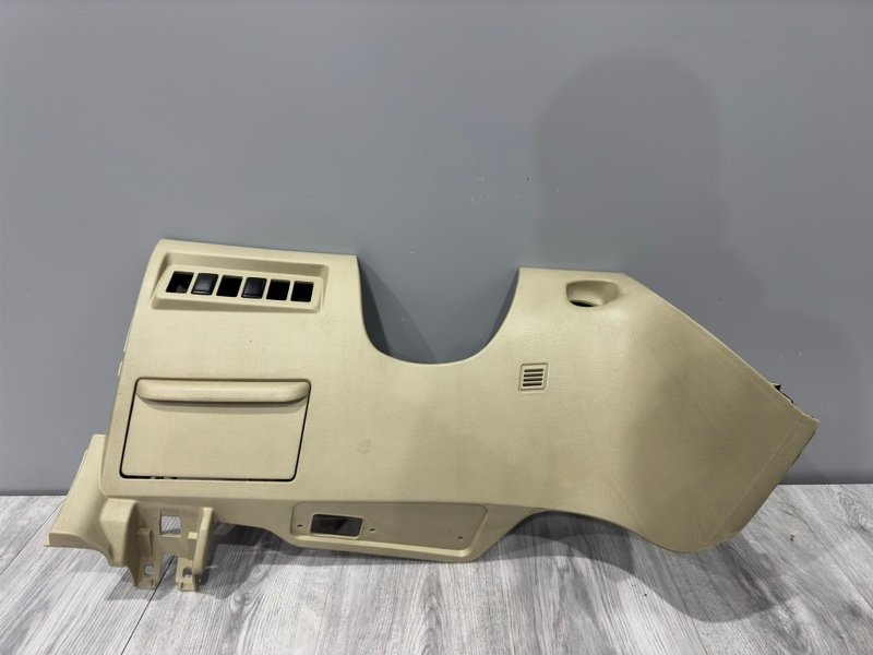 Накладка декоративная, 2000 рублей, Москва