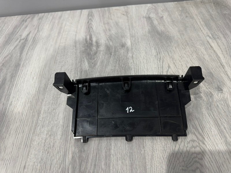 Накладка декоративная, 500 рублей, Москва