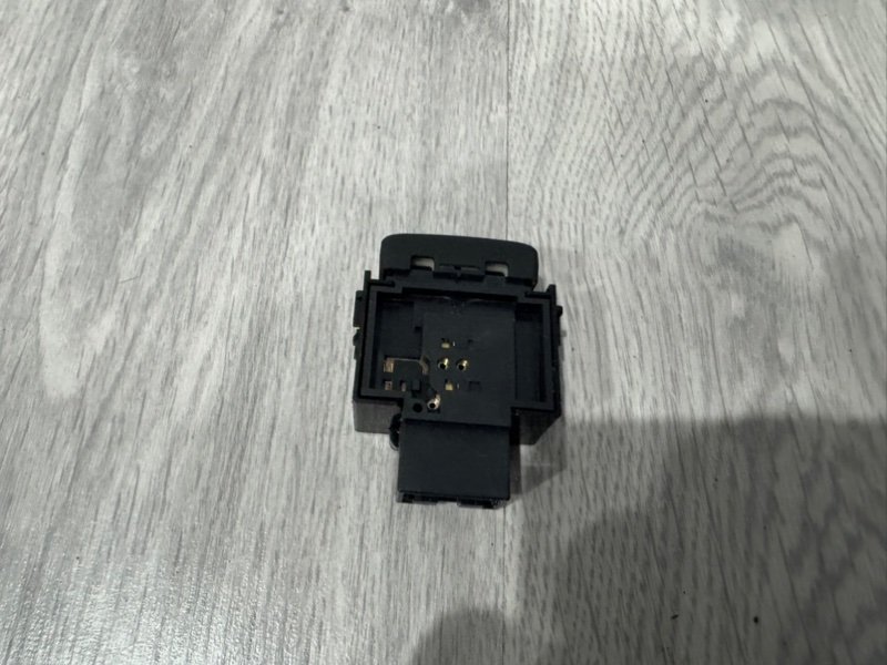 Кнопка, 500 рублей, Москва