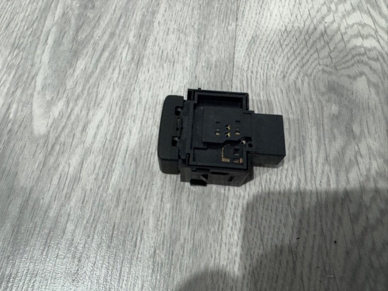 Кнопка, 500 рублей, Москва