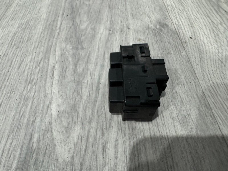 Блок кнопок, 1000 рублей, Москва