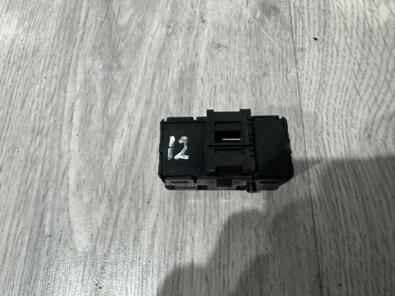 Блок кнопок, 1000 рублей, Москва