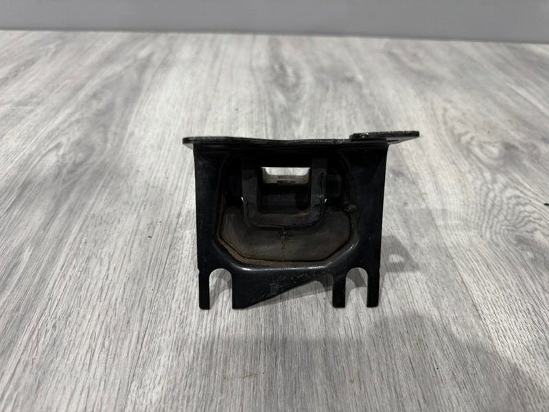 Опора двигателя, 800 рублей, Москва