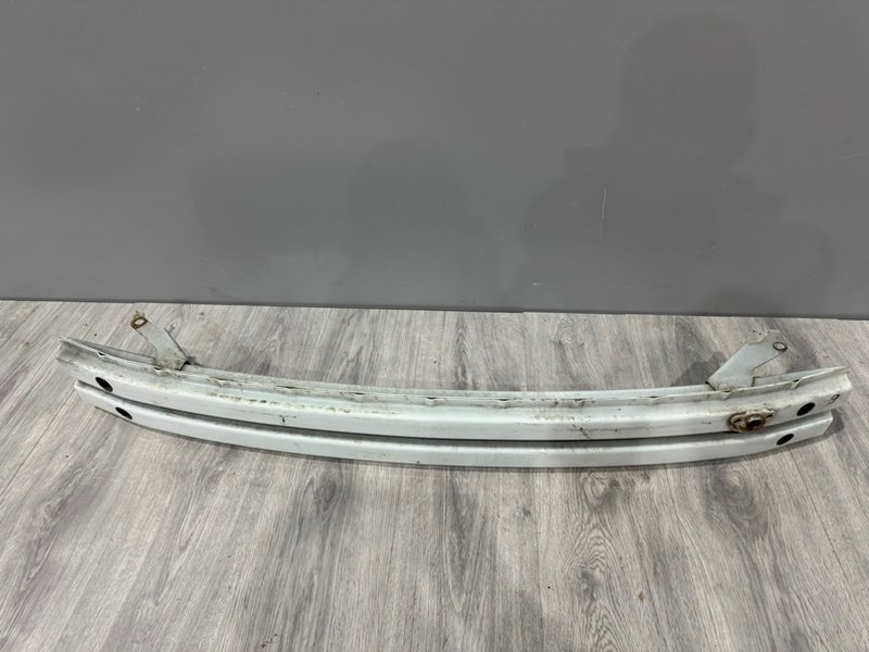 Усилитель переднего бампера, 2000 рублей, Москва