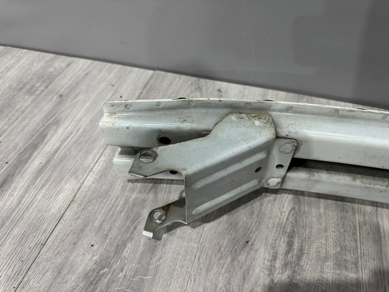 Усилитель переднего бампера, 2000 рублей, Москва