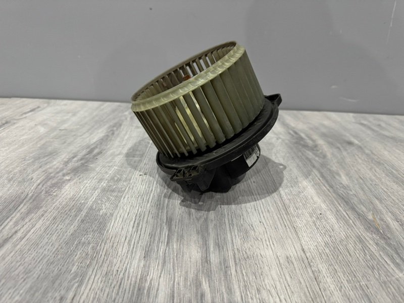 Мотор печки, 1000 рублей, Москва