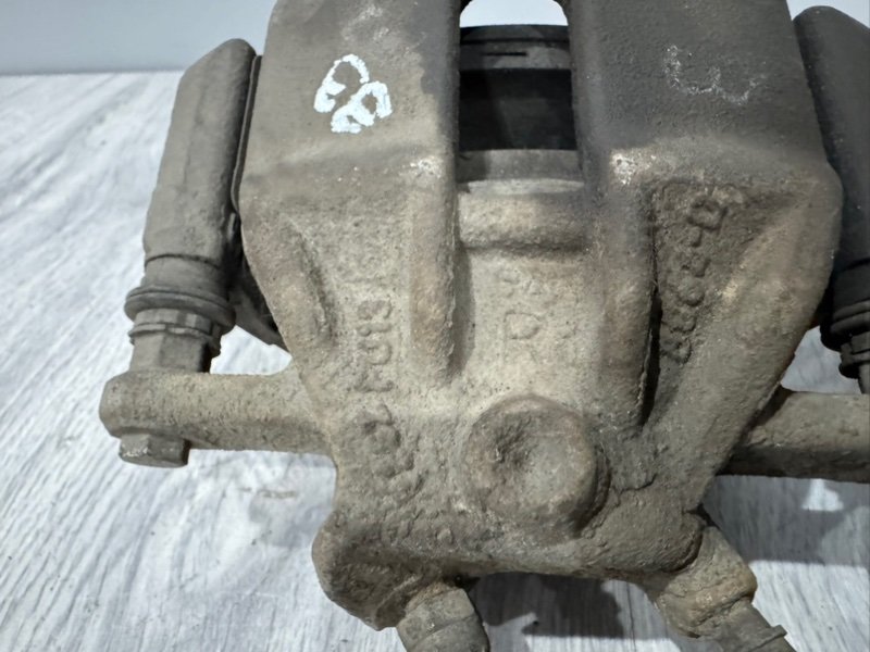 Суппорт тормозной передний правый, 1500 рублей, Москва