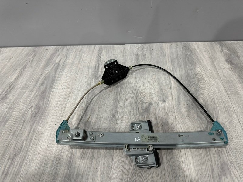 Стеклоподъемник задний, 900 рублей, Москва