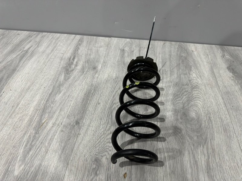 Пружина задняя, 500 рублей, Москва