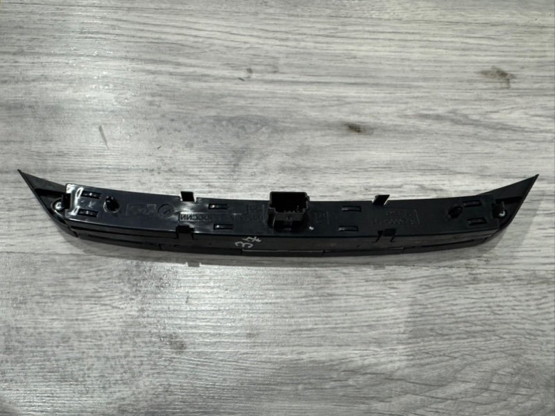 Кнопка центрального замка, 1000 рублей, Москва