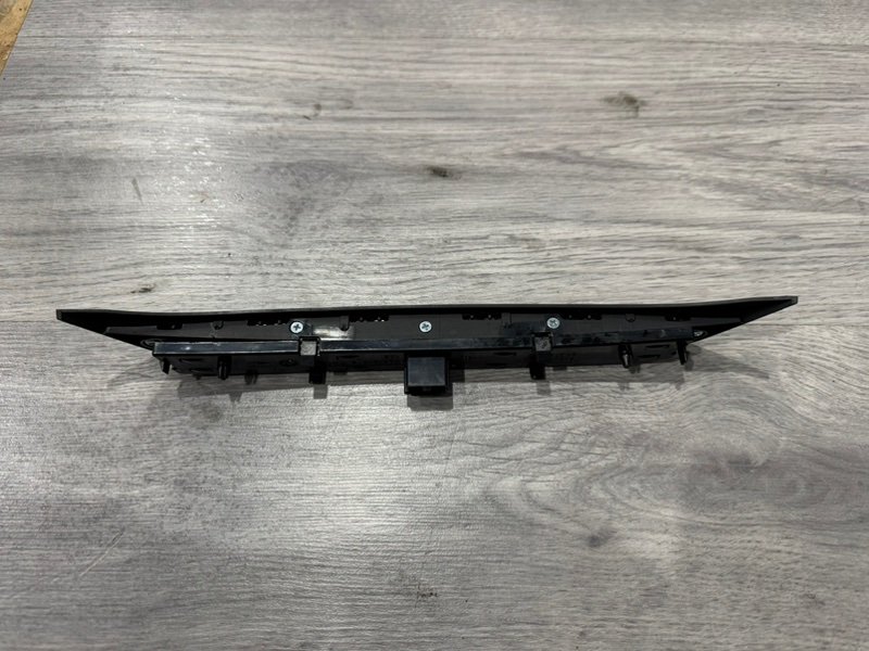 Кнопка центрального замка, 1000 рублей, Москва