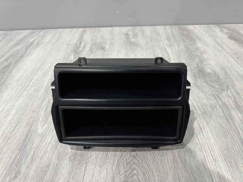 Ящик передней консоли, 500 рублей, Москва