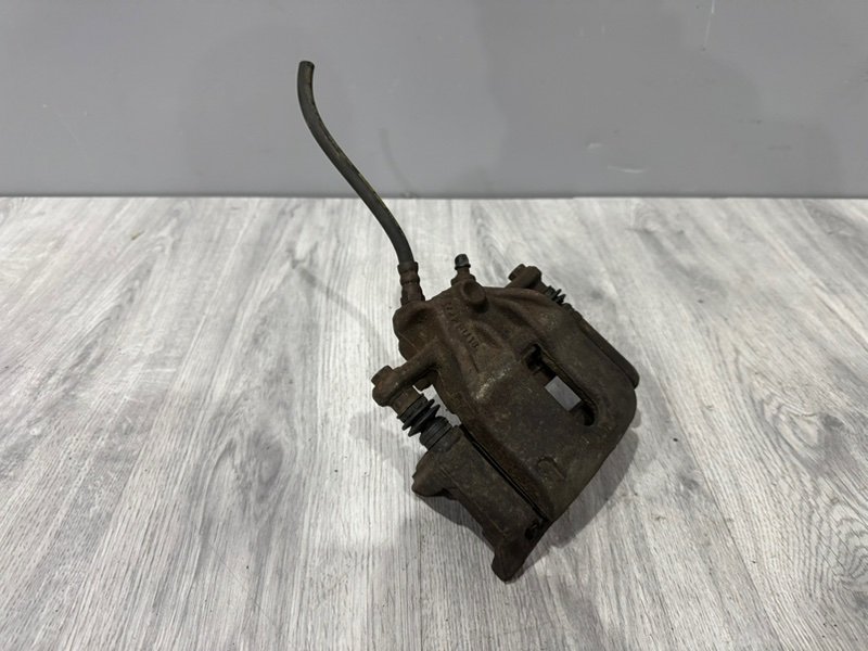 Суппорт тормозной передний левый, 1500 рублей, Москва