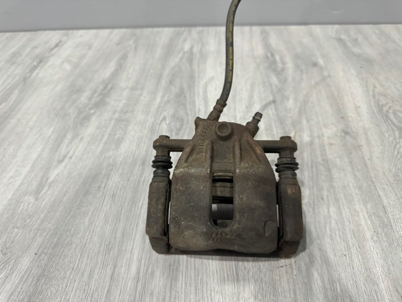 Суппорт тормозной передний левый, 1500 рублей, Москва