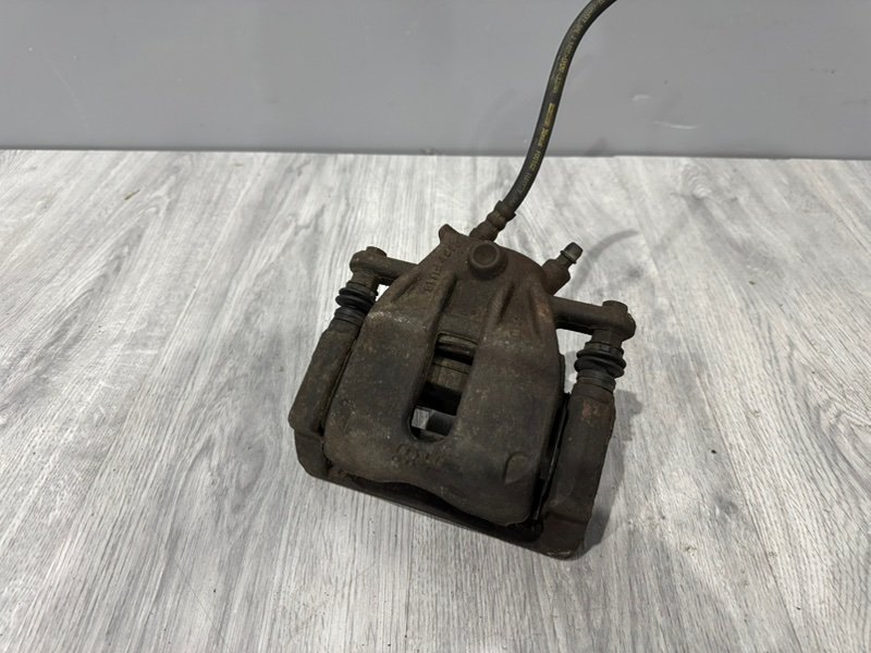 Суппорт тормозной передний левый, 1500 рублей, Москва