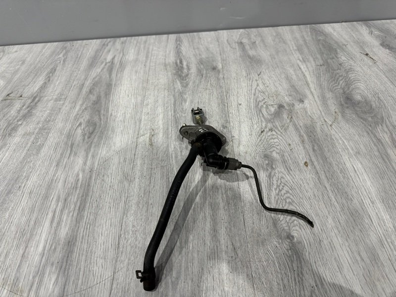 Главный цилиндр сцепления, 1000 рублей, Москва