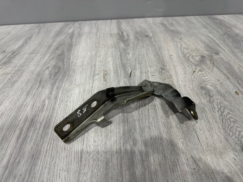 Петля капота, 500 рублей, Москва