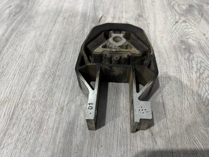 Опора КПП, 1000 рублей, Москва