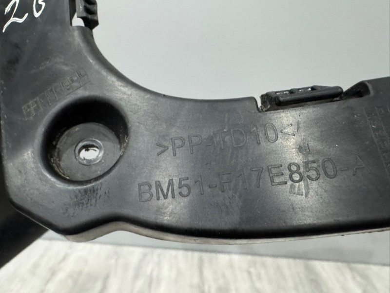 Направляющая заднего бампера, 1000 рублей, Москва