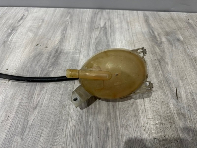 Бачок расширительный, 1000 рублей, Москва