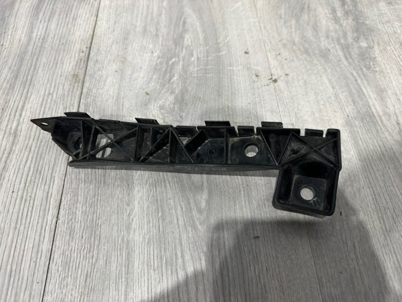 Кронштейн переднего бампера, 1000 рублей, Москва