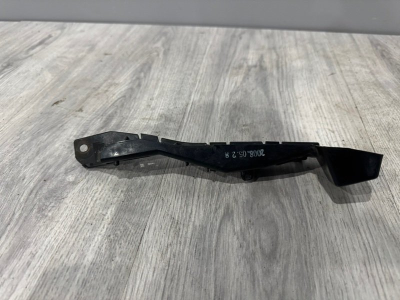 Кронштейн переднего бампера, 1000 рублей, Москва