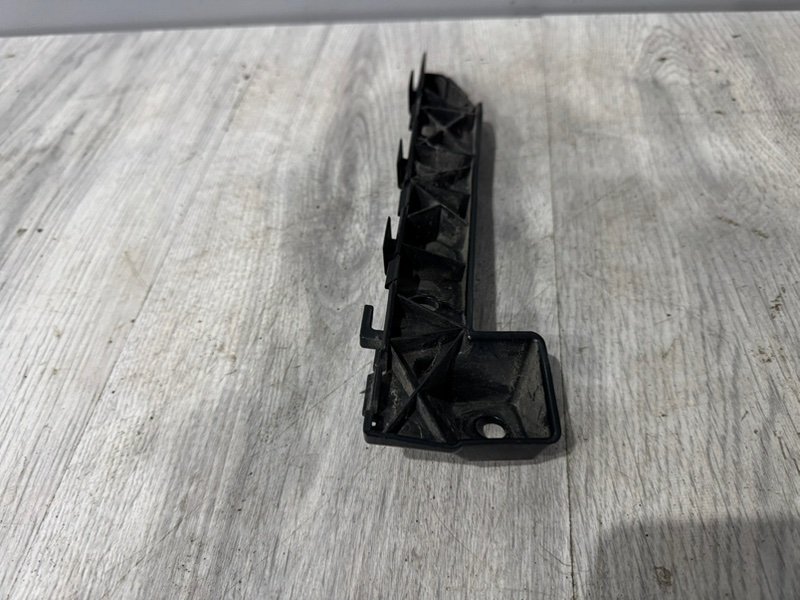 Кронштейн переднего бампера, 1000 рублей, Москва