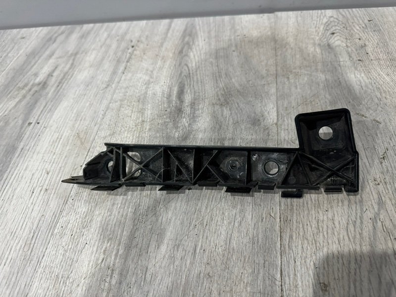 Кронштейн переднего бампера, 1000 рублей, Москва