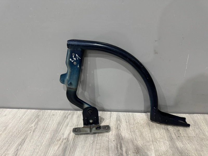 Петля крышки багажника, 1400 рублей, Москва