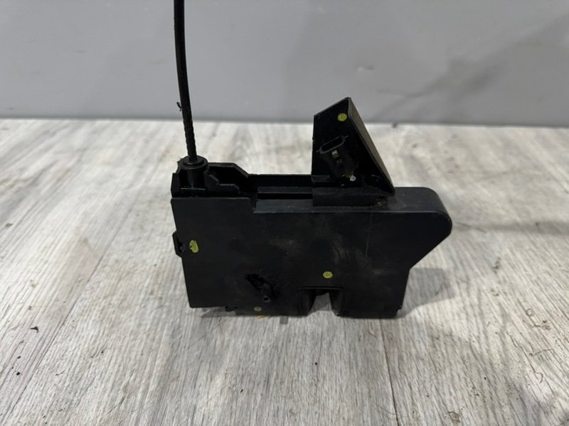 Замок двери задней правой, 2000 рублей, Москва