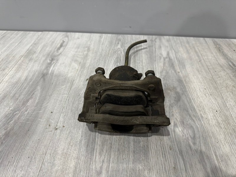 Суппорт тормозной передний правый, 1500 рублей, Москва