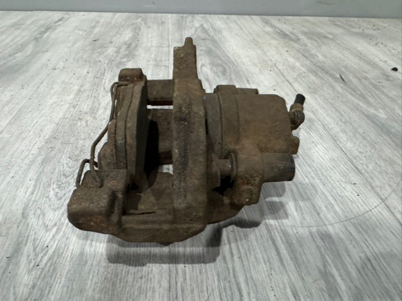 Суппорт тормозной передний левый, 1000 рублей, Москва