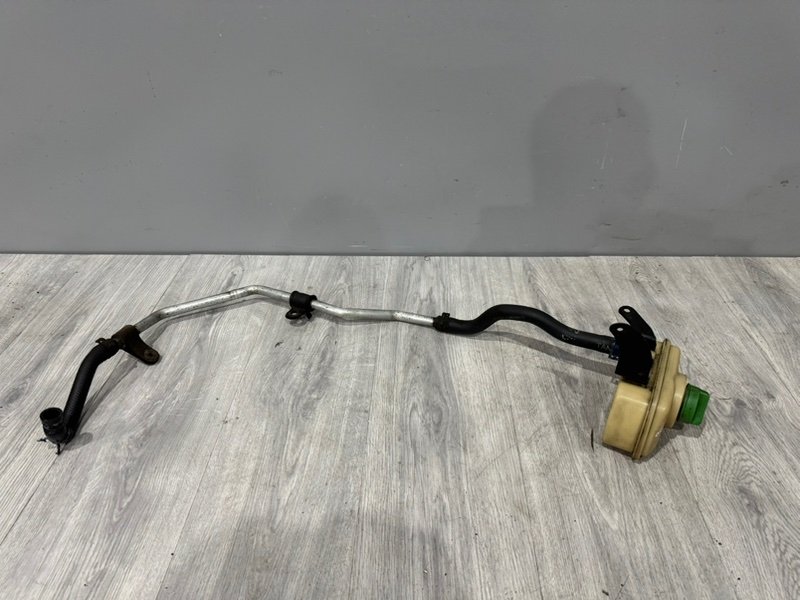 Бачок гидроусилителя руля, 1000 рублей, Москва