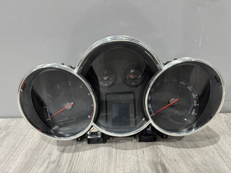 Панель приборов, 7000 рублей, Москва