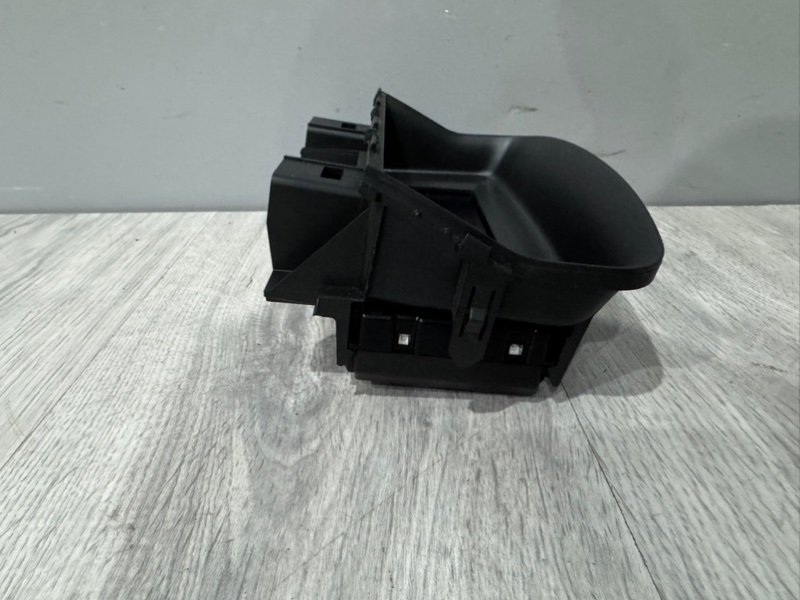 Дисплей информационный, 1000 рублей, Москва