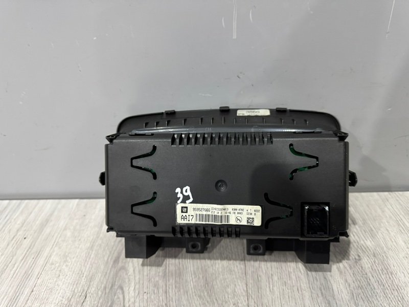 Дисплей информационный, 1000 рублей, Москва