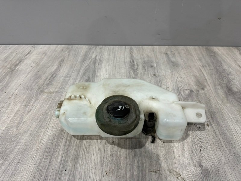 Бачок омывателя лобового стекла, 900 рублей, Москва