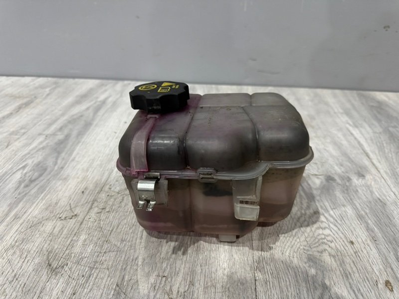 Бачок расширительный, 1000 рублей, Москва