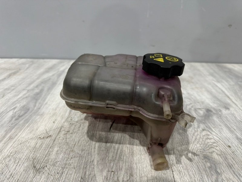 Бачок расширительный, 1000 рублей, Москва