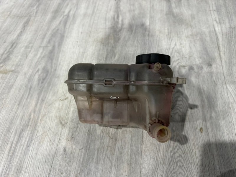 Бачок расширительный, 1000 рублей, Москва