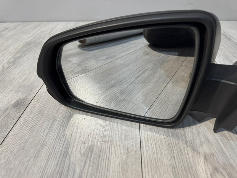 Зеркало левое, 4000 рублей, Москва