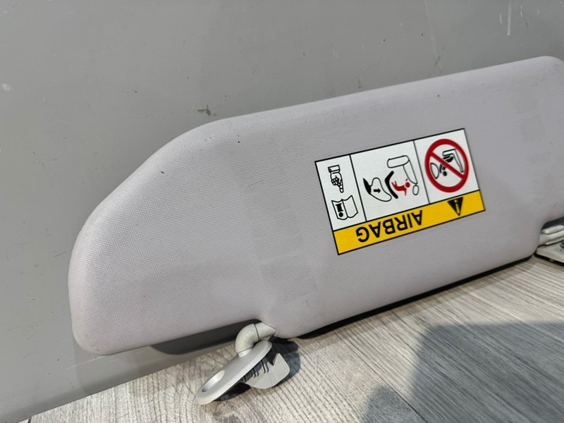 Козырек солнцезащитный, 900 рублей, Москва