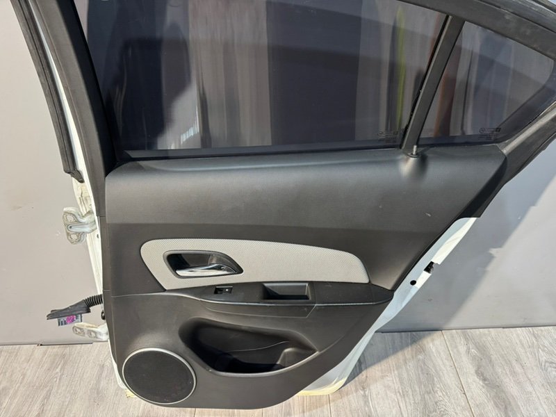 Дверь задняя правая, 12000 рублей, Москва